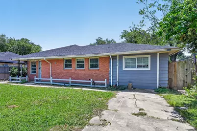 5934 Belmark Street, Houston, TX 77033 - Photo 2