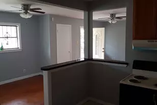 5934 Belmark St, Houston, TX 77033 - Photo 8