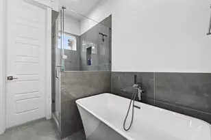 523 Schweikhardt St, Houston, TX 77020 - Photo 18