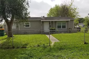721 Eleanor St, La Marque, TX 77568 - Photo 1