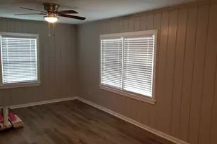 721 Eleanor St, La Marque, TX 77568 - Photo 8