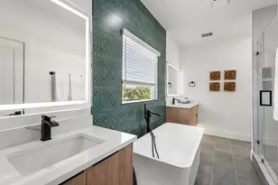 2598 W Tidwell Rd, Houston, TX 77091 - Photo 32