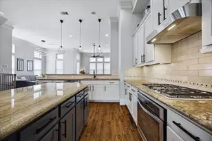2703 Arabelle Grove, Houston, TX 77007 - Photo 12