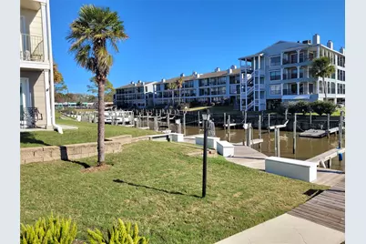104 Yacht Club Lane #104, Seabrook, TX 77586 - Photo 18