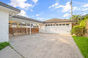 10703 Valley Forge Dr, Houston, TX 77042 - Photo 4