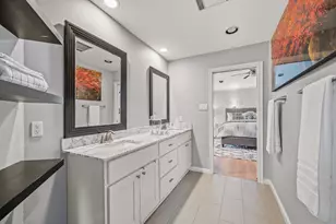 10703 Valley Forge Dr, Houston, TX 77042 - Photo 48