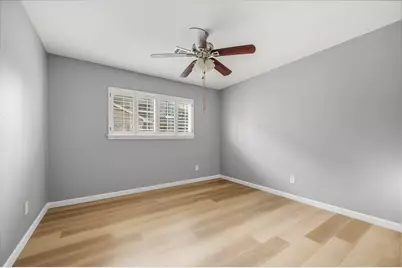 10703 Valley Forge Drive, Houston, TX 77042 - Photo 34