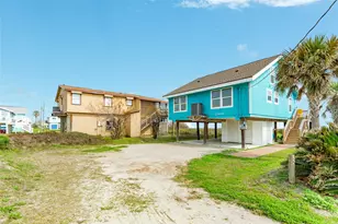 21446 Gulf Dr, Galveston, TX 77554 - Photo 4