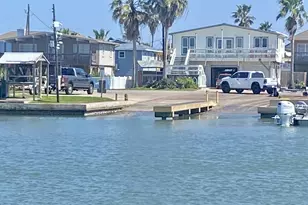 21446 Gulf Dr, Galveston, TX 77554 - Photo 40