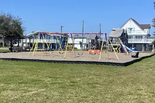 21446 Gulf Dr, Galveston, TX 77554 - Photo 46