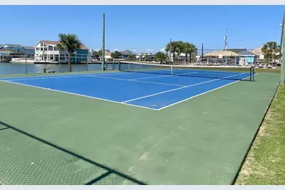 21446 Gulf Drive, Galveston, TX 77554 - Photo 44