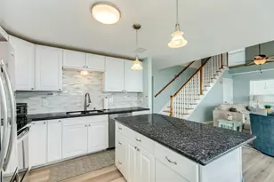 21446 Gulf Dr, Galveston, TX 77554 - Photo 24