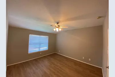 17234 Oakwood Chase Drive, Spring, TX 77379 - Photo 8