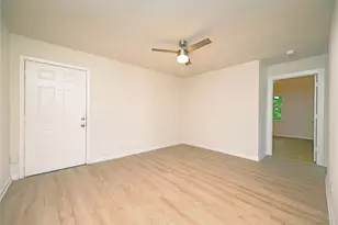 912 Church St, Galveston, TX 77550 - Photo 8
