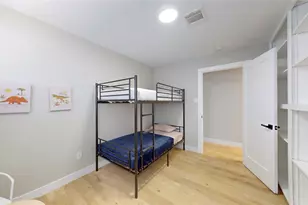 5455 Birdwood Rd, Houston, TX 77096 - Photo 10