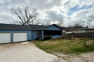 1927 Fm 646 Road N, Santa Fe, TX 77510 - Photo 2