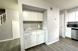 4120 Hartt Ln, Houston, TX 77025 - Photo 6