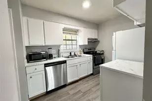 4120 Hartt Ln, Houston, TX 77025 - Photo 8