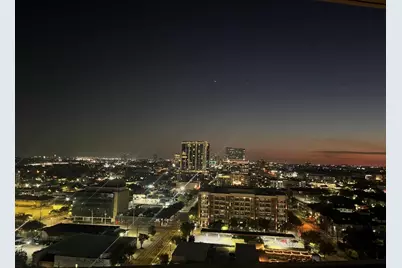 2016 Main Street #1708, Houston, TX 77002 - Photo 18