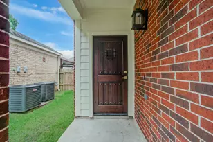 2927 Walnut Knoll Way, Houston, TX 77084 - Photo 10