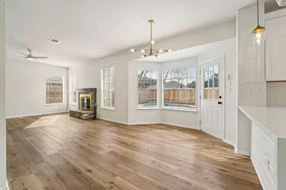 1808 N Mission Circle, Friendswood, TX 77546 - Photo 8