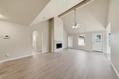 1118 Lasso Court, Alvin, TX 77511 - Photo 4