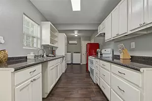 601 S Main St, Pasadena, TX 77506 - Photo 6