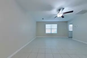 709 Totem Trail Dr, La Marque, TX 77568 - Photo 2