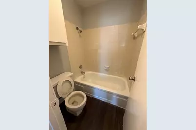 5625 Antoine Drive #403, Houston, TX 77091 - Photo 6
