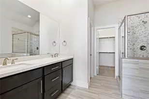 8810 Hollister Pine Ct, Houston, TX 77080 - Photo 22