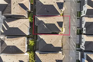 8810 Hollister Pine Ct, Houston, TX 77080 - Photo 32