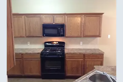 1052 Shadow Glenn Drive, Conroe, TX 77301 - Photo 2