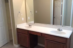 1052 Shadow Glenn Dr, Conroe, TX 77301 - Photo 12