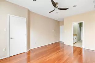 310 S Jensen Dr, Houston, TX 77003 - Photo 22