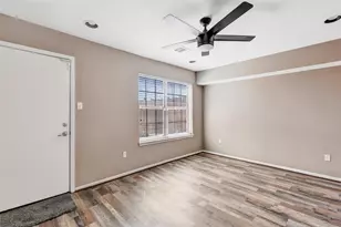 310 S Jensen Dr, Houston, TX 77003 - Photo 8