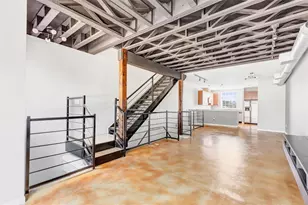 310 S Jensen Dr, Houston, TX 77003 - Photo 14