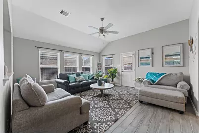 13806 Kodiak Brown Bear Street, Crosby, TX 77532 - Photo 2