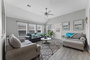 13806 Kodiak Brown Bear St, Crosby, TX 77532 - Photo 2