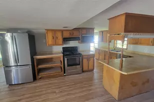 2960 Call St, Vidor, TX 77662 - Photo 12