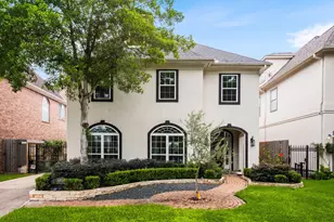 4804 Willow St, Bellaire, TX 77401 - Photo 1