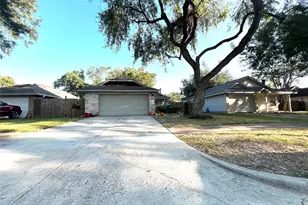 14014 Clear Forest Dr, Sugar Land, TX 77498 - Photo 1