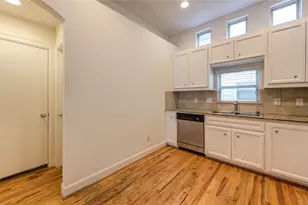 2710 Hullsmith Dr, Houston, TX 77063 - Photo 12