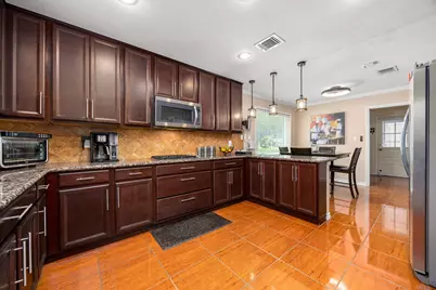 5703 Green Springs Drive, Houston, TX 77066 - Photo 14