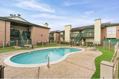 1516 Bay Area Boulevard #B8, Houston, TX 77058 - Photo 1