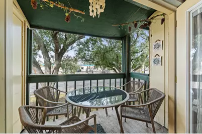 1516 Bay Area Boulevard #B8, Houston, TX 77058 - Photo 18