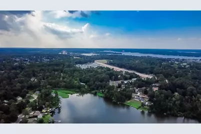 421 Columbia River Road, Conroe, TX 77316 - Photo 10