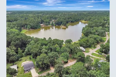 421 Columbia River Road, Conroe, TX 77316 - Photo 8