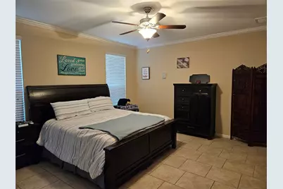 402 Stockport Drive, League City, TX 77573 - Photo 10