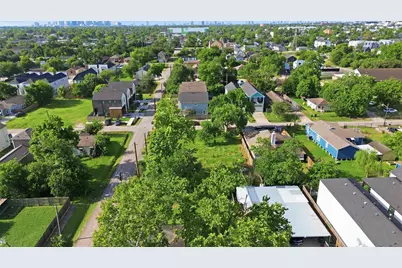523 E 39th Street, Houston, TX 77022 - Photo 8