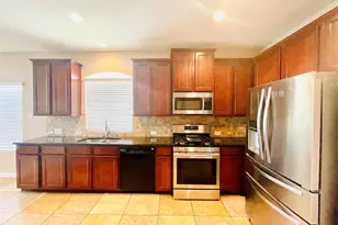 6326 Bennington Springs Dr, Katy, TX 77494 - Photo 10